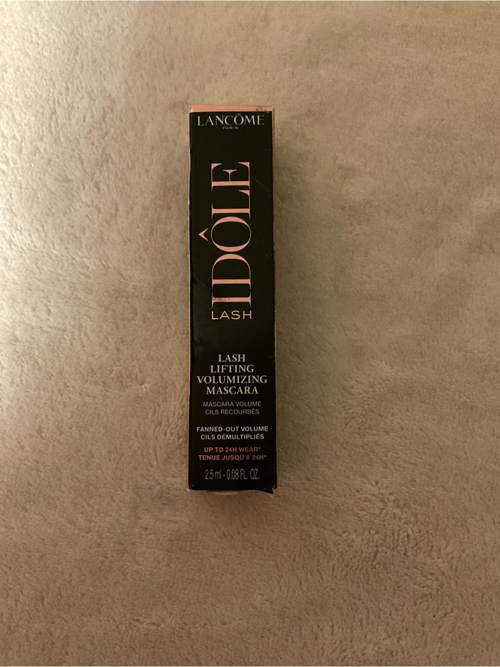 LancĂ´me IdĂ´le Lash Volumizing Mascara - Black with Rose Gold Accents